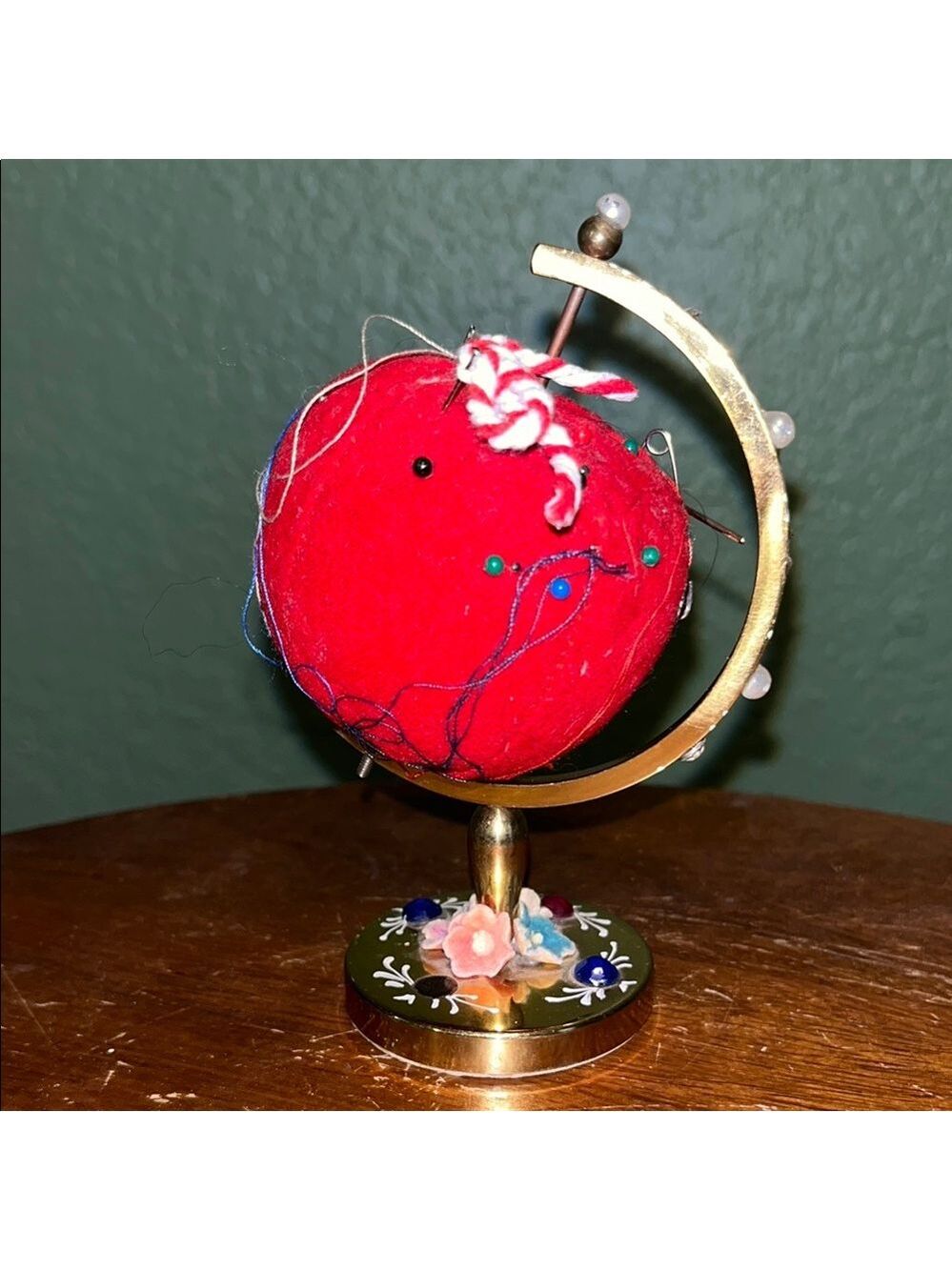 Vintage 1950s to 1960s Red Velvet/Brass Metal Pincushion World/Globe Shaped - Picture 1 of 7